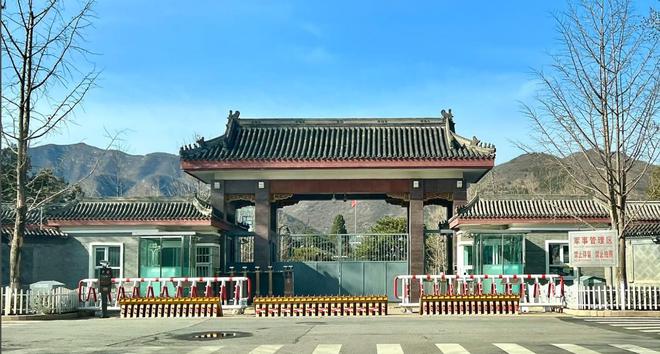 的全是高官监狱内配写字台洗衣机一日四餐凯发k8国际娱乐首选中国第一监狱被关(图13)