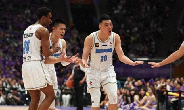计划用老将合同续约方硕、翟晓川k8凯发国际CBA｜北汽男篮(图2)
